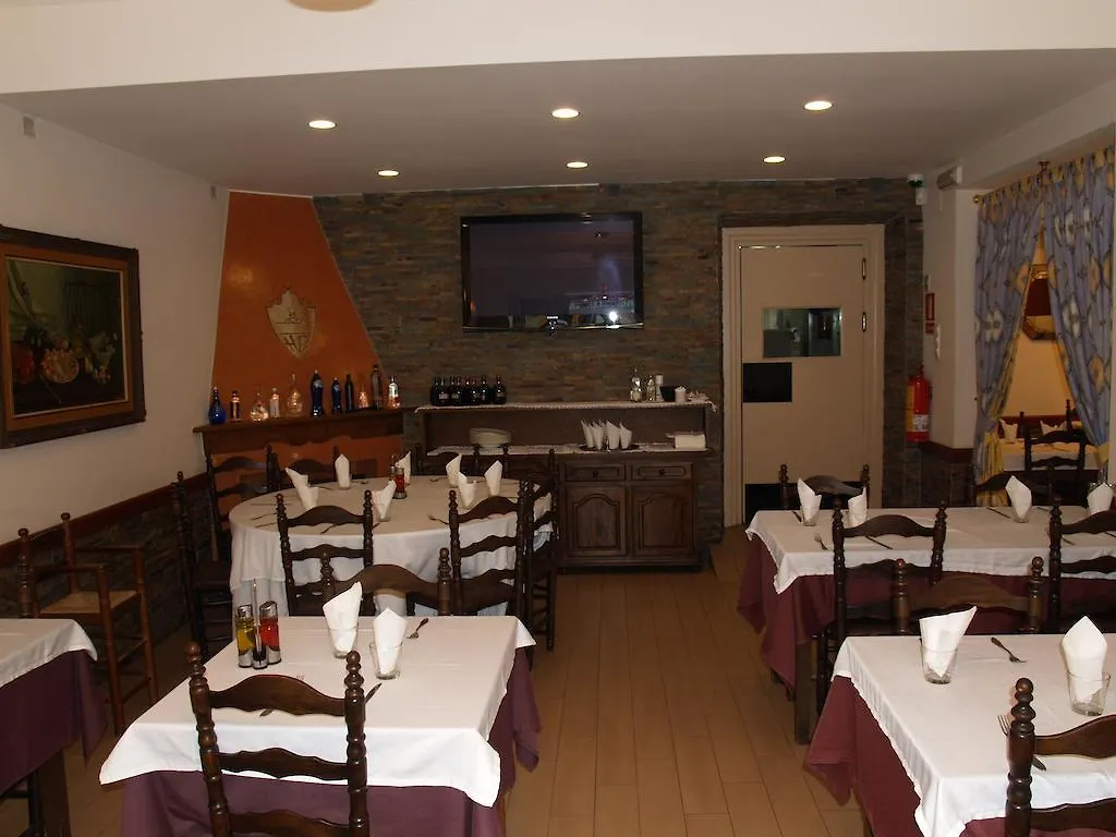 Guest house Hostal Barnes Santa Cristina d'Aro