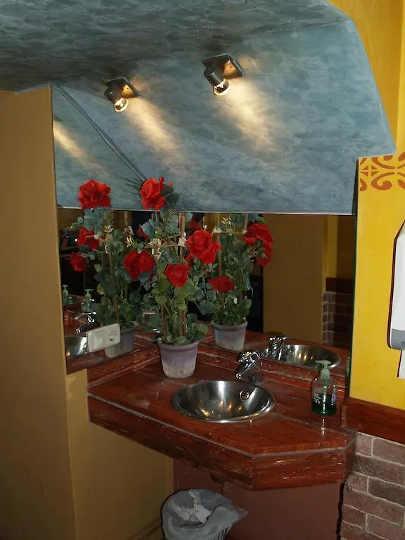 Hostal Barnes Santa Cristina d'Aro 2*,
