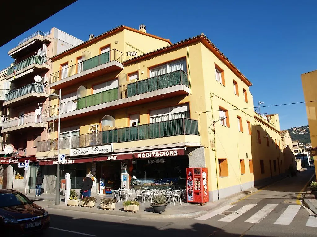 Hostal Barnes contacts
